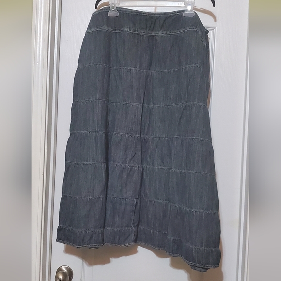 Blue Jean skirt - Picture 1 of 2